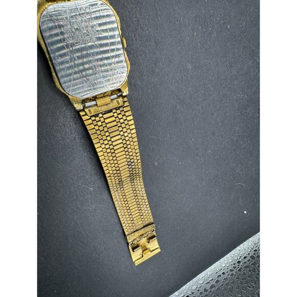 Seiko Galaxy Tank Watch Women 20mm Black Woven Dial Gold Tone V701-5H50 20MM main image 5